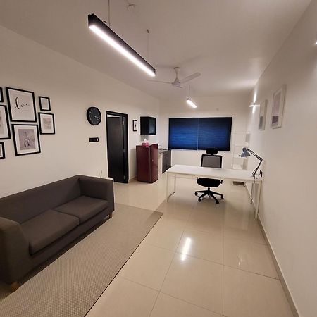 Lotus Korean Hotel Bangalore Extérieur photo